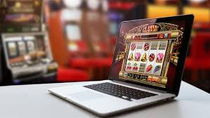Discover Thrills and Wins at SlotsDynamite Online Casino UK